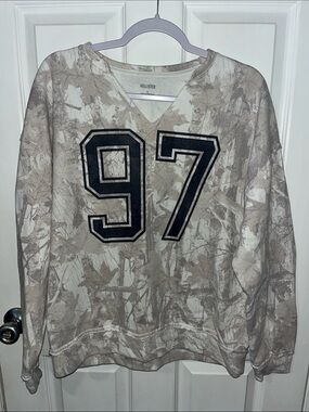 Hollister Tan & Cream Camo '97 V-Neck Pullover